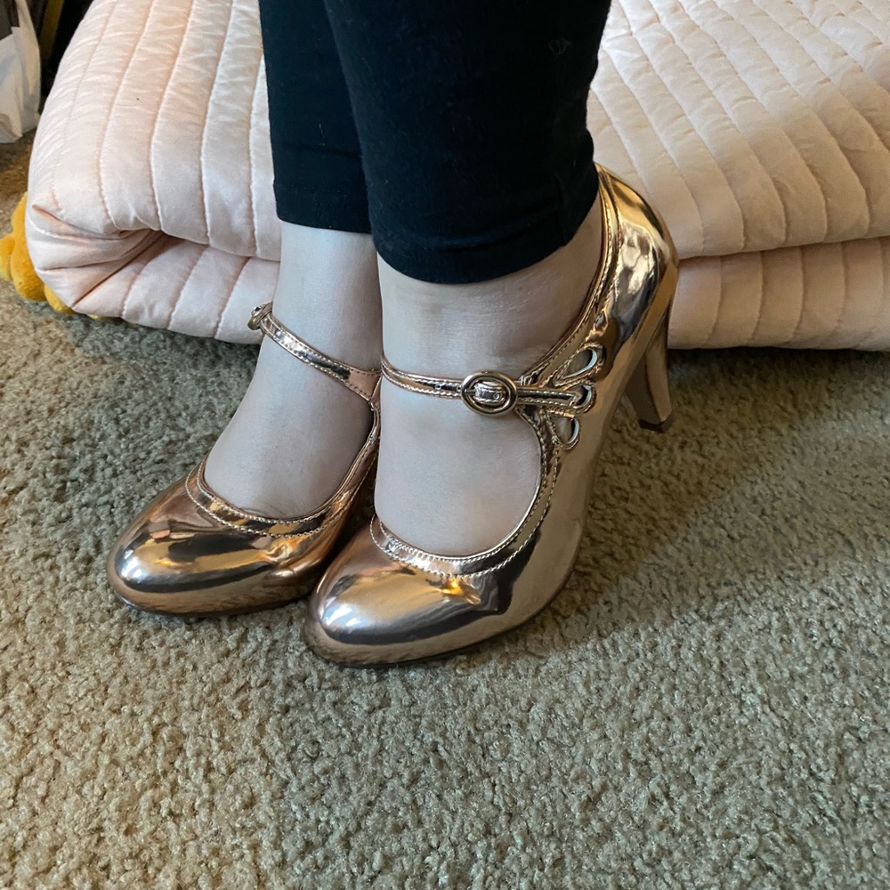 Rose gold pinup heels